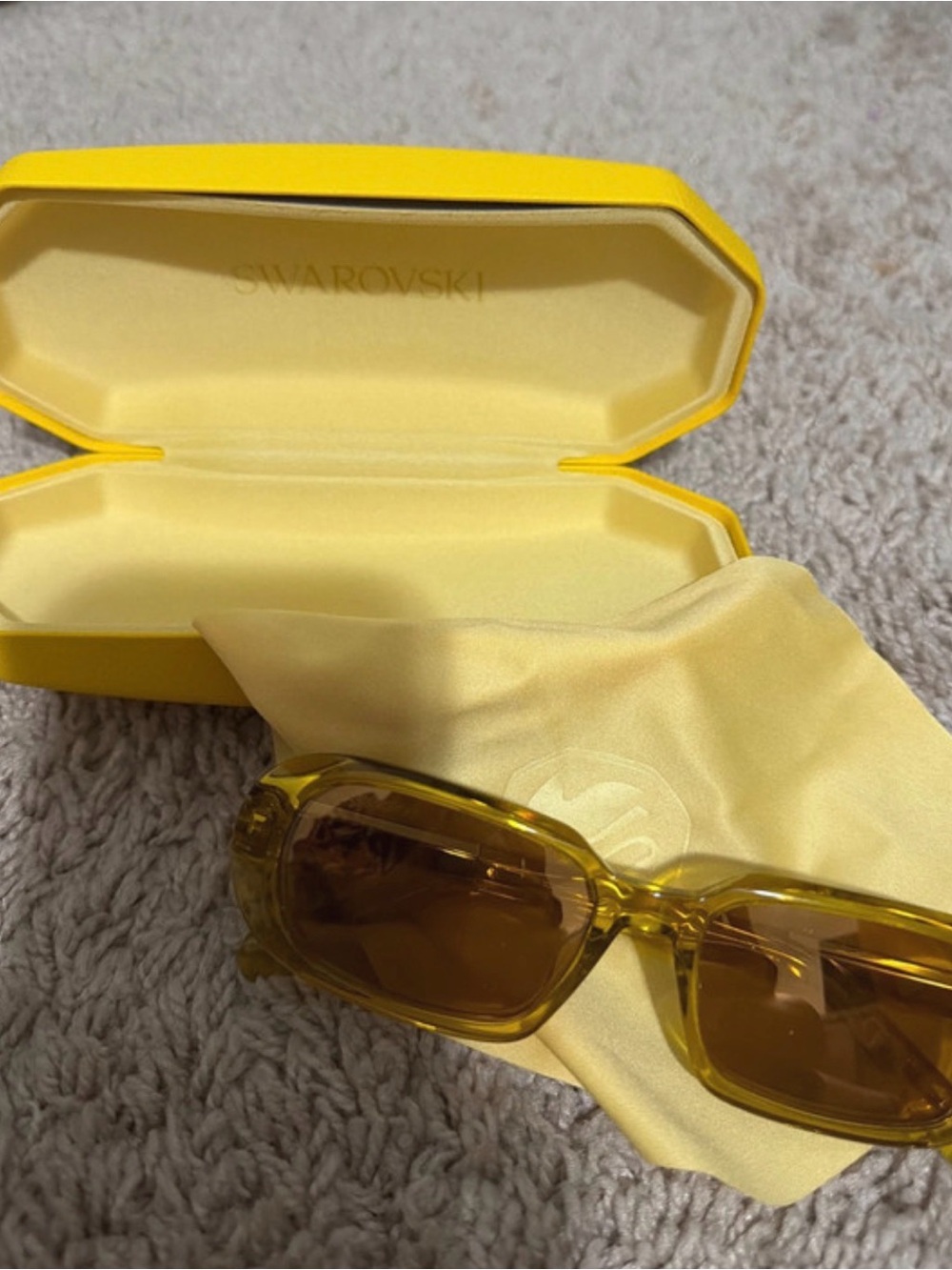 Sunglasses - Picture 2 of 6